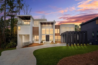 2650 Fairoaks Rd, Decatur, GA 30033