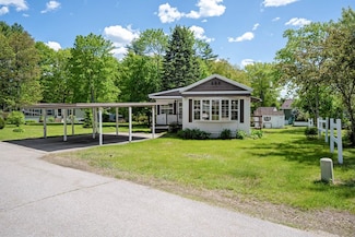 16 Knights Ln, Epsom, NH 03234