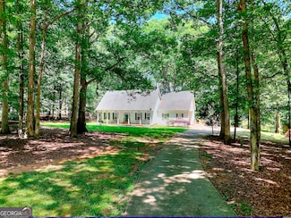224 Red Oak Dr, Maysville, GA 30558