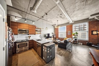 2029 Wyandotte St Unit 308, Kansas City, MO 64108
