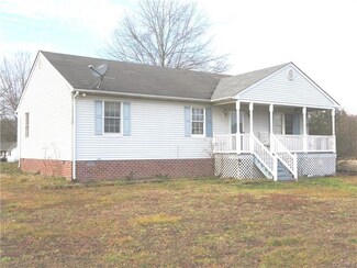 21914 Butterwood Rd, North Dinwiddie, VA 23803