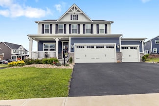 204 Falling Water Ln, Morgantown, WV 26508