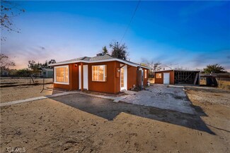 43331 Fairglen Rd, Lancaster, CA 93535