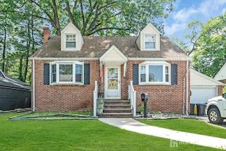 352 Birchwood Rd, New Milford, NJ 07646