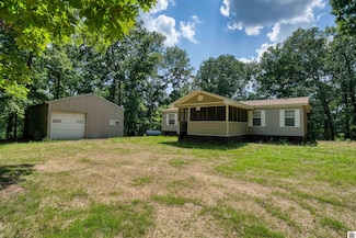 55 Renie Cir, New Concord, KY 42076