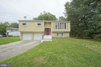 12 Briarcliff Rd, Atco, NJ 08004