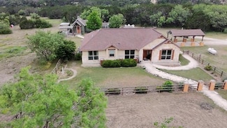 28799 N Us Highway 83, Concan, TX 78838