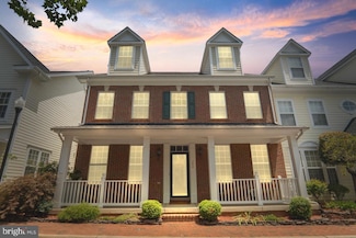 788 Monument Ave, Woodbridge, VA 22191