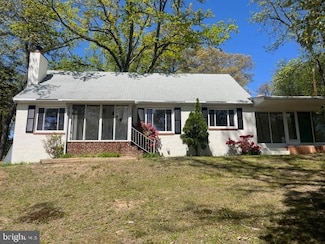63 Riverside Dr, Severna Park, MD 21146