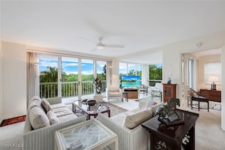 5501 Heron Point Dr Unit 204, Naples, FL 34108