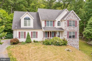 71 Ray Ridge Ln, Harpers Ferry, WV 25425