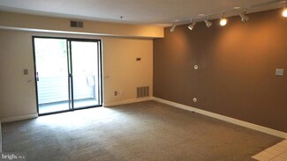 921 Governor Cir, Wilmington, DE 19809