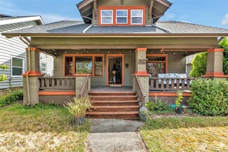 4305 Tacoma Ave S, Tacoma, WA 98418