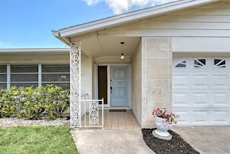3127 Dawson St, Sarasota, FL 34239