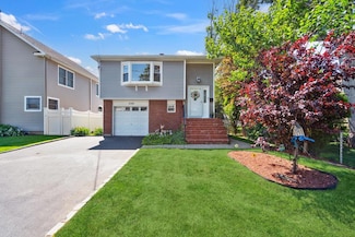 1126 Park Blvd, Massapequa Park, NY 11762