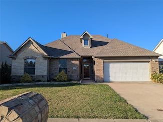 305 Harvest Bend Dr, Wylie, TX 75098