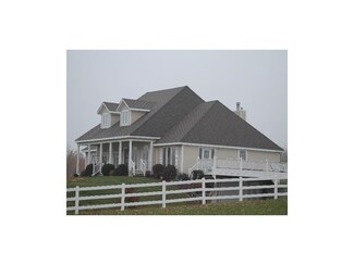 520 Highway Tt, Oak Grove, MO 64075