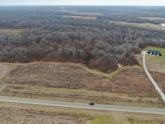 E Cr 150 N, Charleston, IL 61920