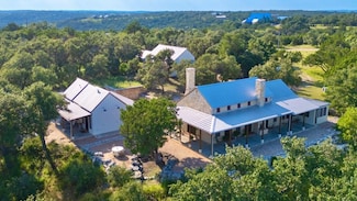 309 Ridgeview Dr, Fredericksburg, TX 78624