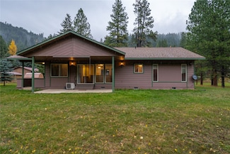 6727 Kootenai River Rd, Libby, MT 59923
