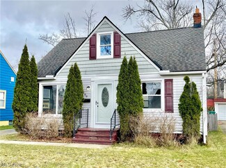 5109 Catherine St, Maple Heights, OH 44137