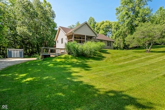 11059 W Old Nashville Rd, Columbus, IN 47201