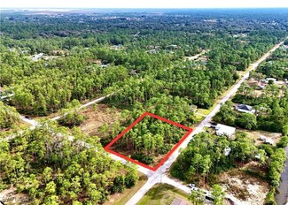 3000 E 22nd St, Alva, FL 33920