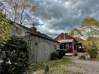 8 Pennsylvania Ave, Wurtsboro, NY 12790