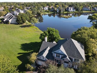 1241 N Lakeview Dr, Palatine, IL 60067