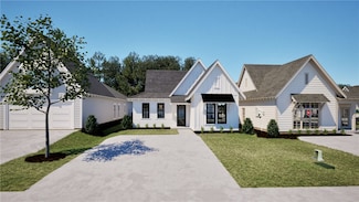 112 Hunters Way, Opelika, AL 36801