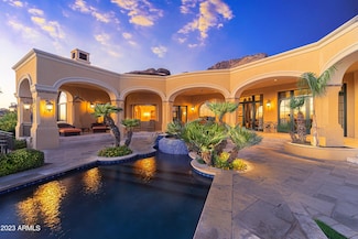 4836 E White Gates Dr, Phoenix, AZ 85018