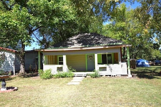 1660 W Ash St, Westville, OK 74965
