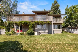 1620 Ridgecrest Dr, Klamath Falls, OR 97601
