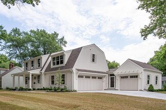 4317 W 74th St, Prairie Village, KS 66208