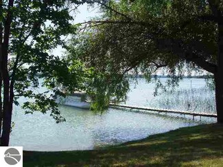 6928 E Kelenski Dr Unit 3, Cedar, MI 49621