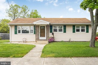 321 Memorial Ave, Gibbstown, NJ 08027