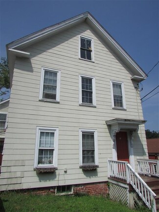 20 Center St, Wolfeboro, NH 03894