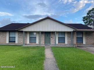 312 Toulouse Dr, Lafayette, LA 70506