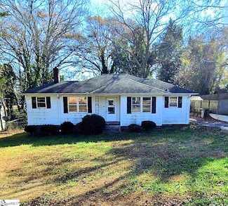 22 Gurley Ave, Greenville, SC 29605