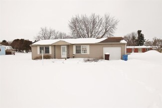 806 E State Rd, Churubusco, IN 46723