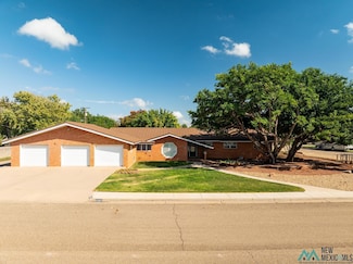 2001 Hallum St, Clovis, NM 88101