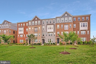 9709 Tealbriar Dr Unit 266, Upper Marlboro, MD 20772