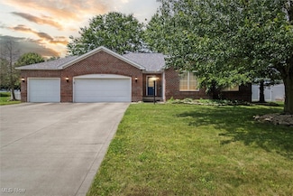 1012 Woodland Chase, Grafton, OH 44044