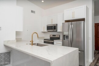 1351 N Pleasant Dr Unit 2011, Chandler, AZ 85225
