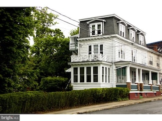 24 N Mill St, Saint Clair, PA 17970