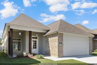 6613 Silver Oak Dr, Baton Rouge, LA 70817