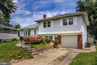 161 Clement Dr, Somerdale, NJ 08083