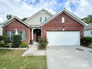 10405 Kempsford Dr, Charlotte, NC 28262