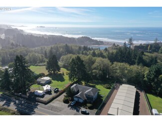 99204 Winchuck River Rd, Brookings, OR 97415