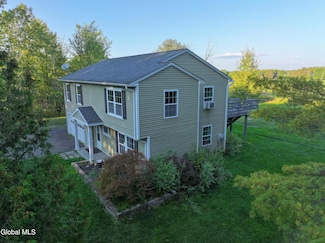 38 Ichabod Crane Cir, Coxsackie, NY 12051